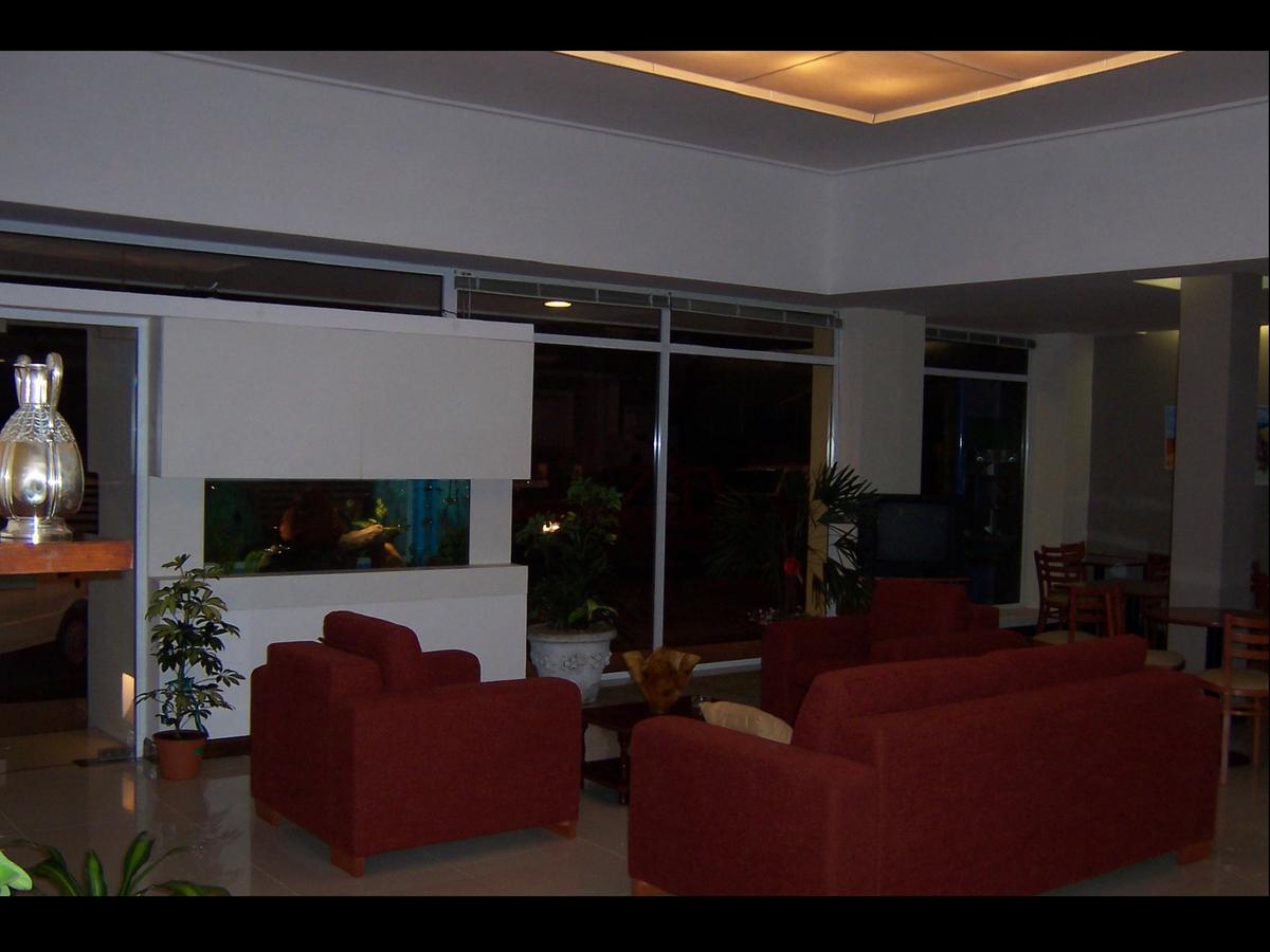 Hotel Trocadero Necochea Exterior photo